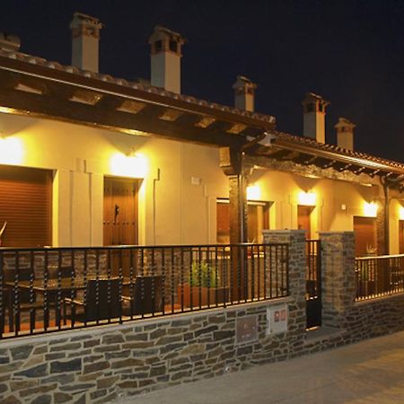 Apartamentos Rurales El Calama Zarza De Granadilla Room photo