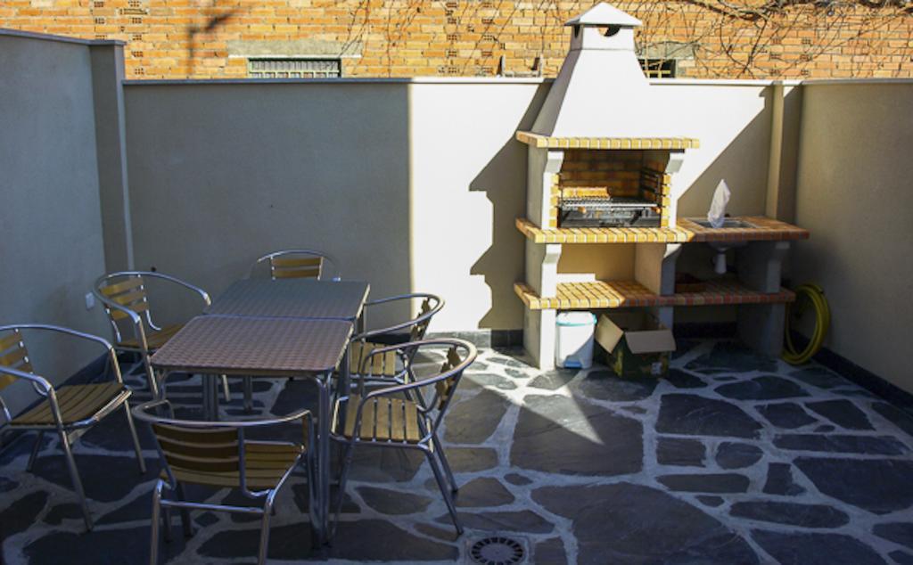 Apartamentos Rurales El Calama Zarza De Granadilla Room photo