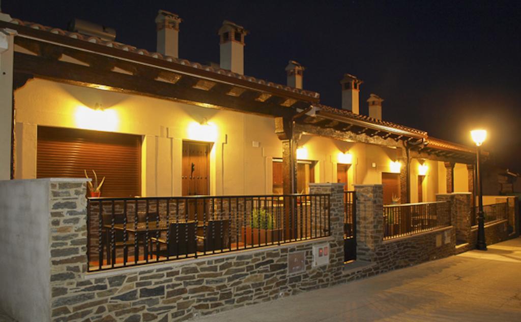 Apartamentos Rurales El Calama Zarza De Granadilla Room photo